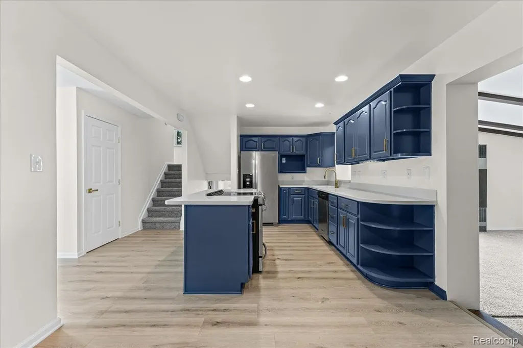 5925 Strathdon Way Waterford Charter Township MI 48327