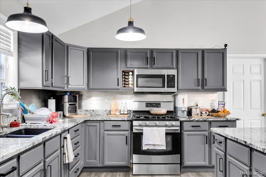 3260 Isabelle Street Inkster City MI 48141