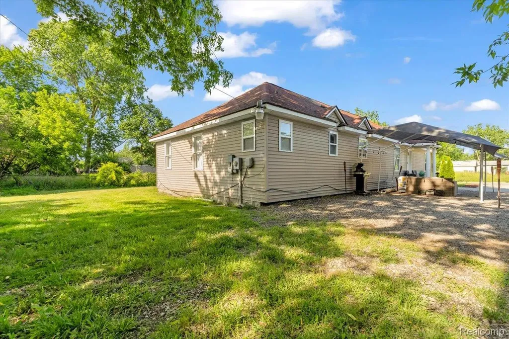 3260 Isabelle Street Inkster City MI 48141