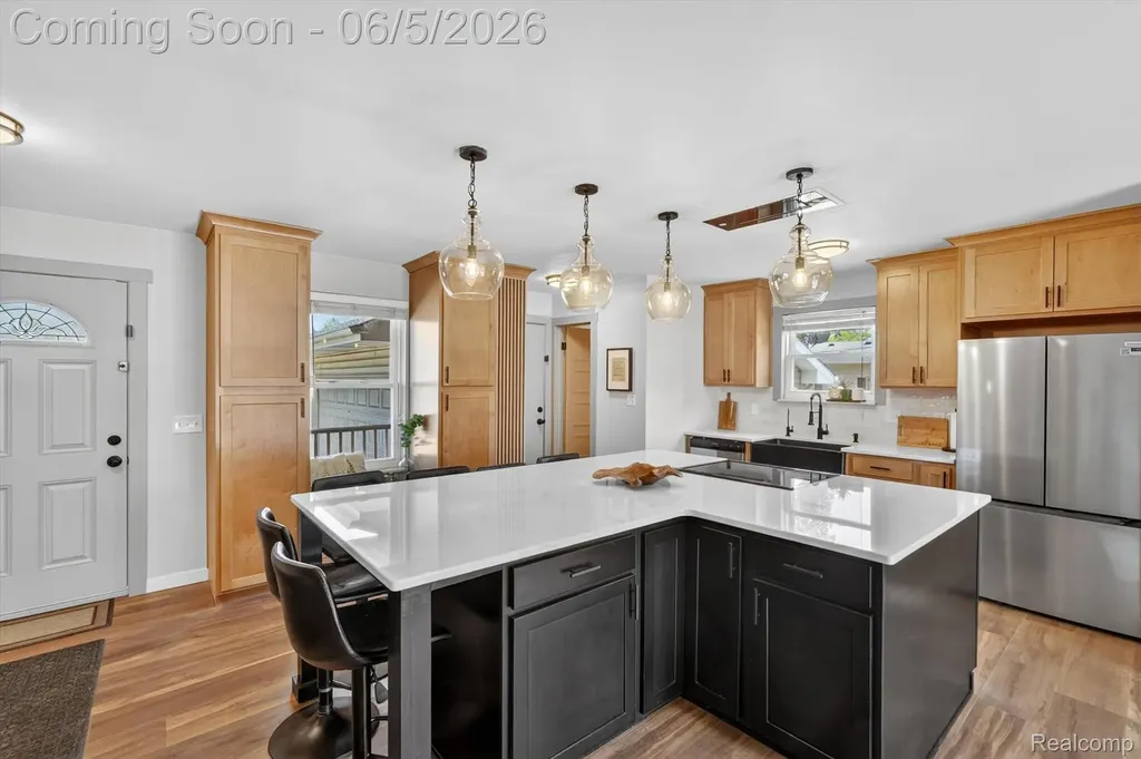 14232 North Road Fenton Charter Township MI 48430