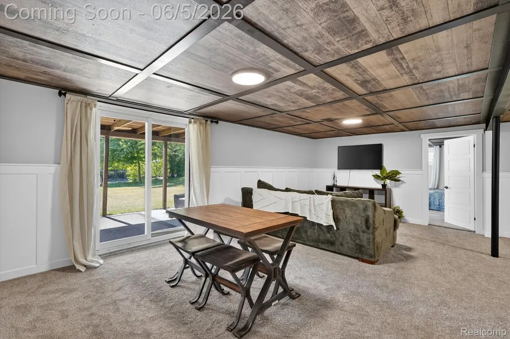 14232 North Road Fenton Charter Township MI 48430