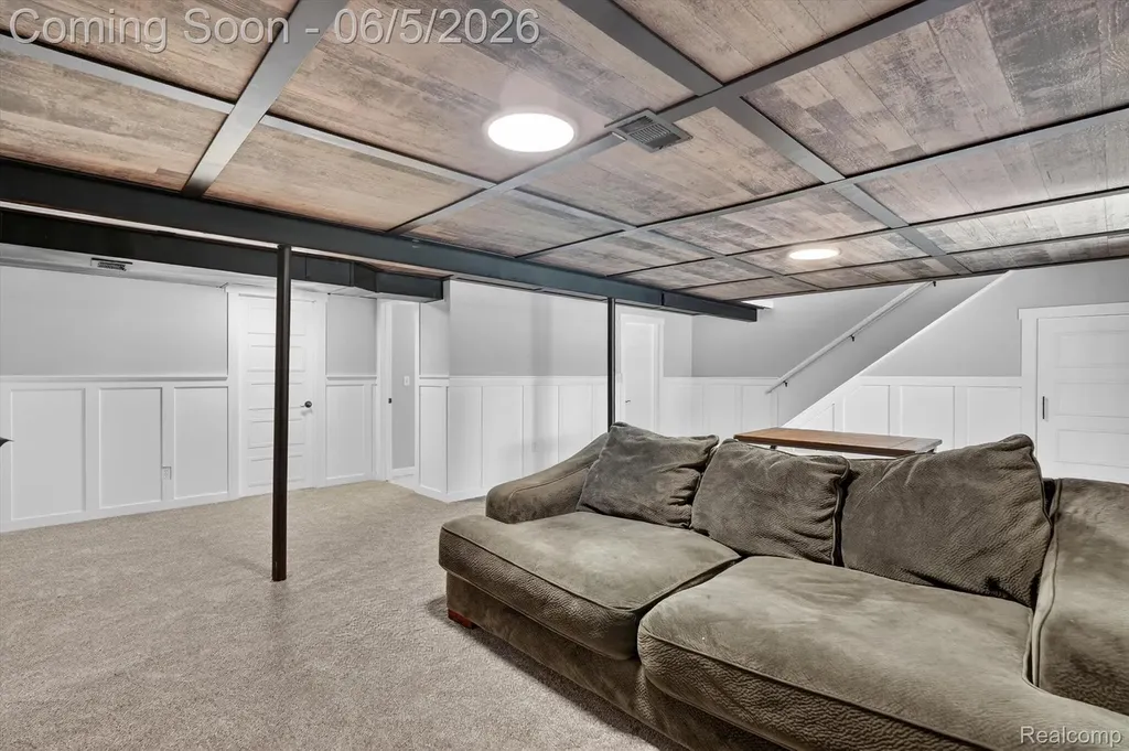 14232 North Road Fenton Charter Township MI 48430
