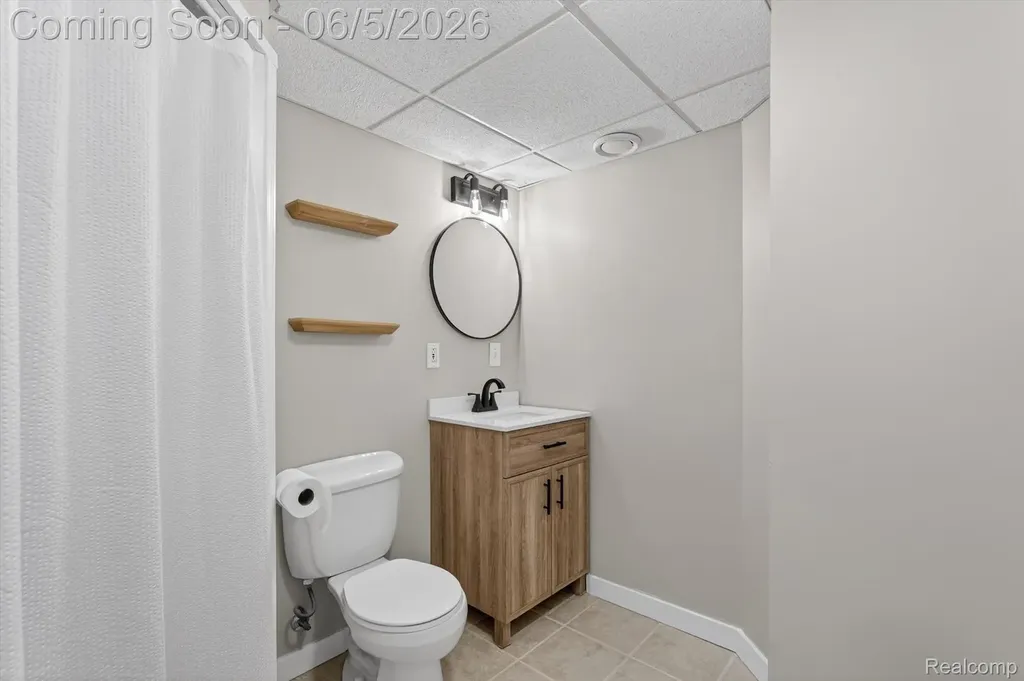 14232 North Road Fenton Charter Township MI 48430