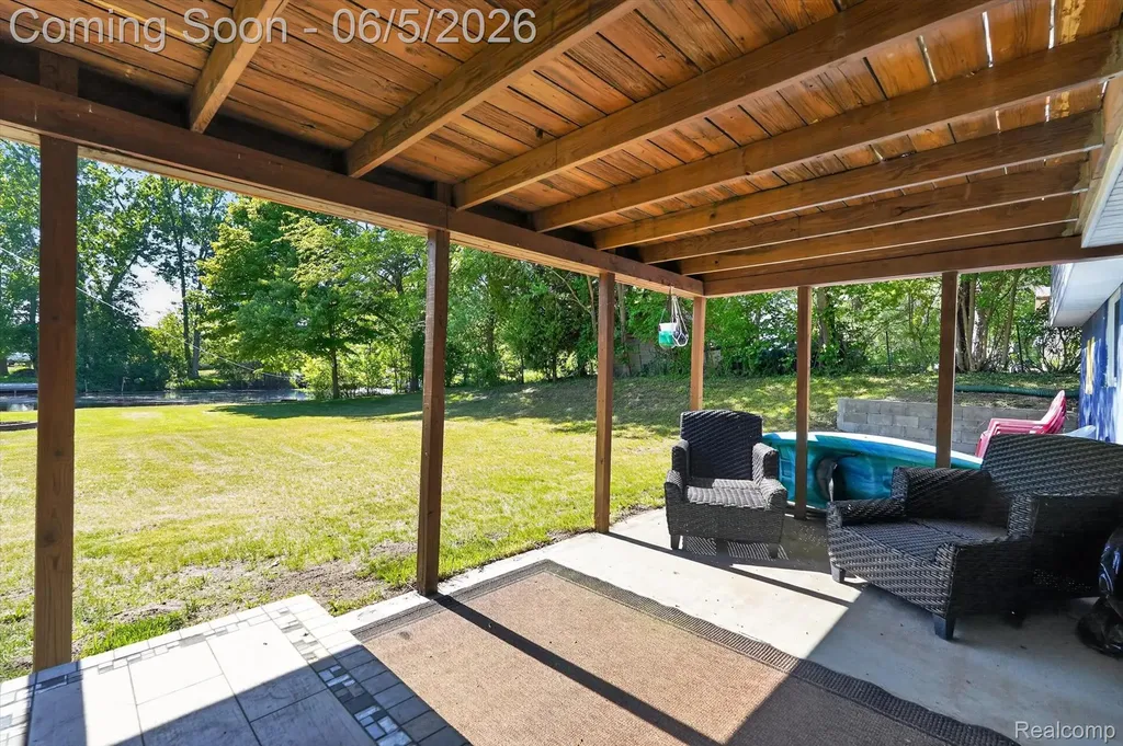14232 North Road Fenton Charter Township MI 48430