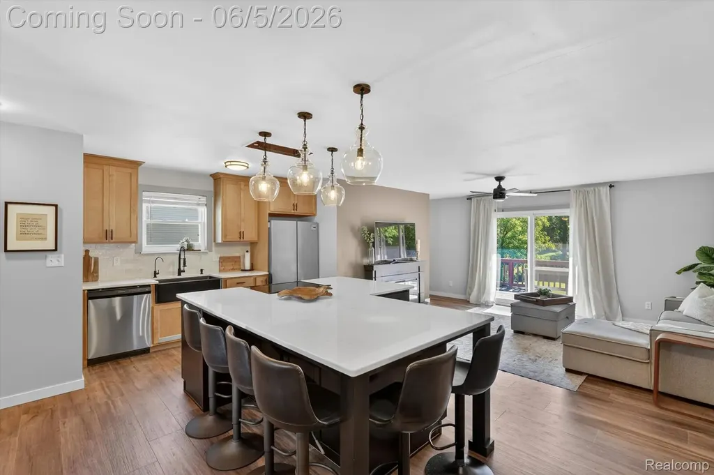 14232 North Road Fenton Charter Township MI 48430