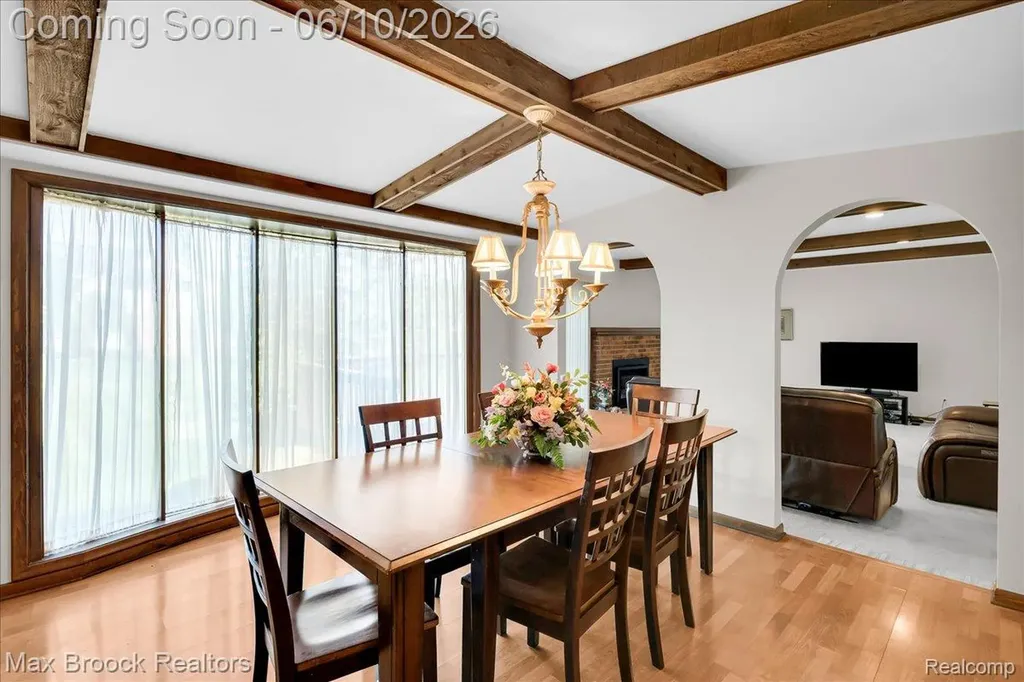 217 Stonetree Circle Rochester Hills City MI 48309