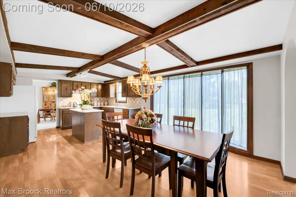 217 Stonetree Circle Rochester Hills City MI 48309