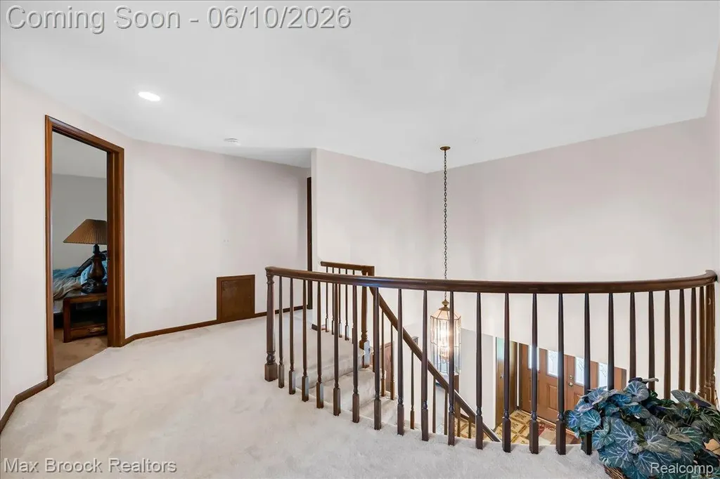 217 Stonetree Circle Rochester Hills City MI 48309