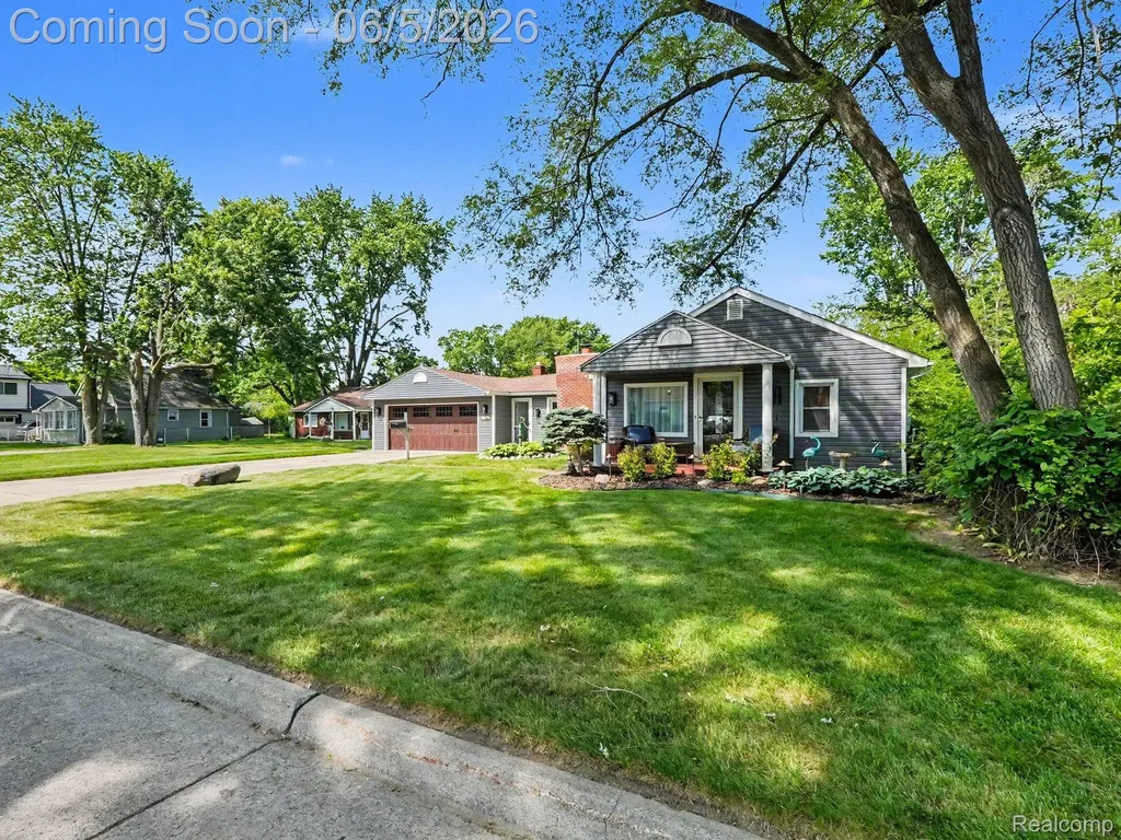 5860 Huron Street Taylor City MI 48180