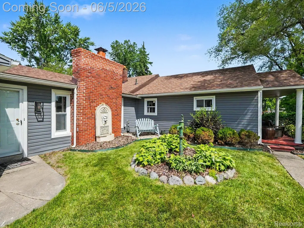 5860 Huron Street Taylor City MI 48180