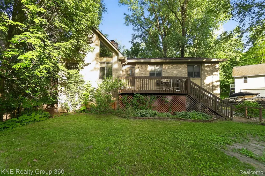 751 Maury Place Genoa Township MI 48843