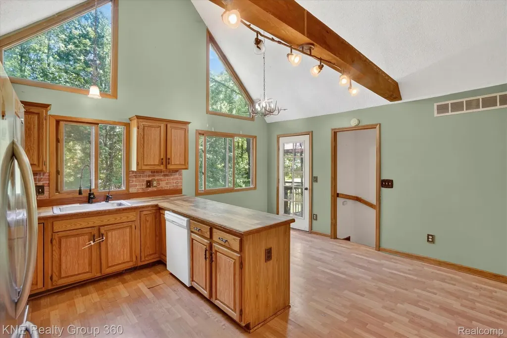 751 Maury Place Genoa Township MI 48843