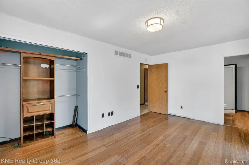 751 Maury Place Genoa Township MI 48843