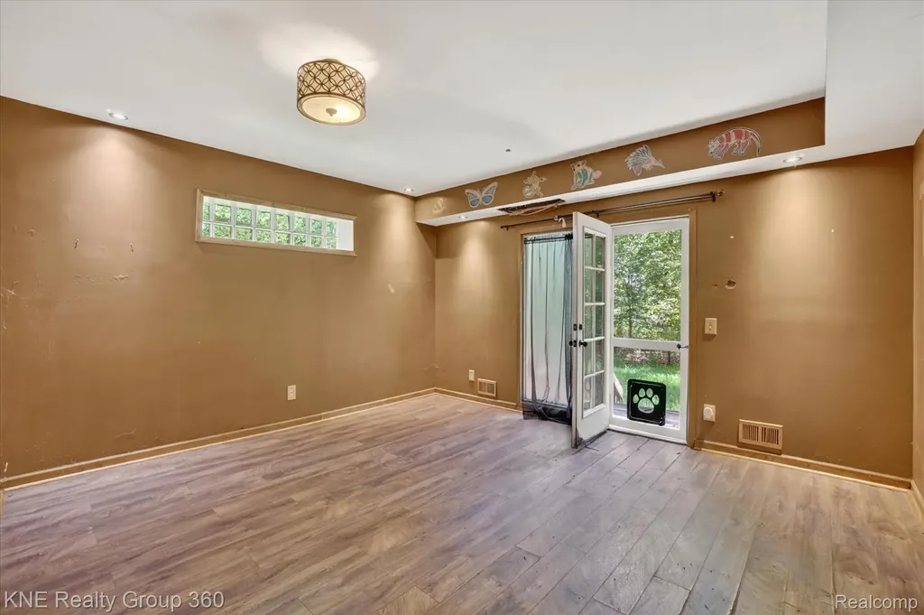 751 Maury Place Genoa Township MI 48843