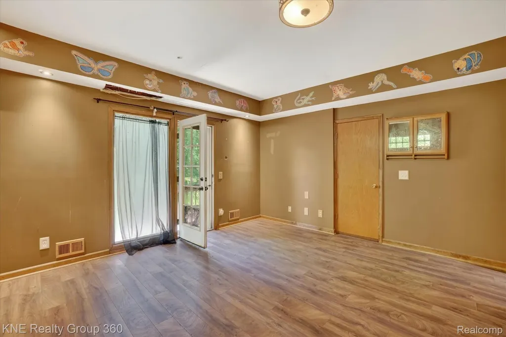 751 Maury Place Genoa Township MI 48843