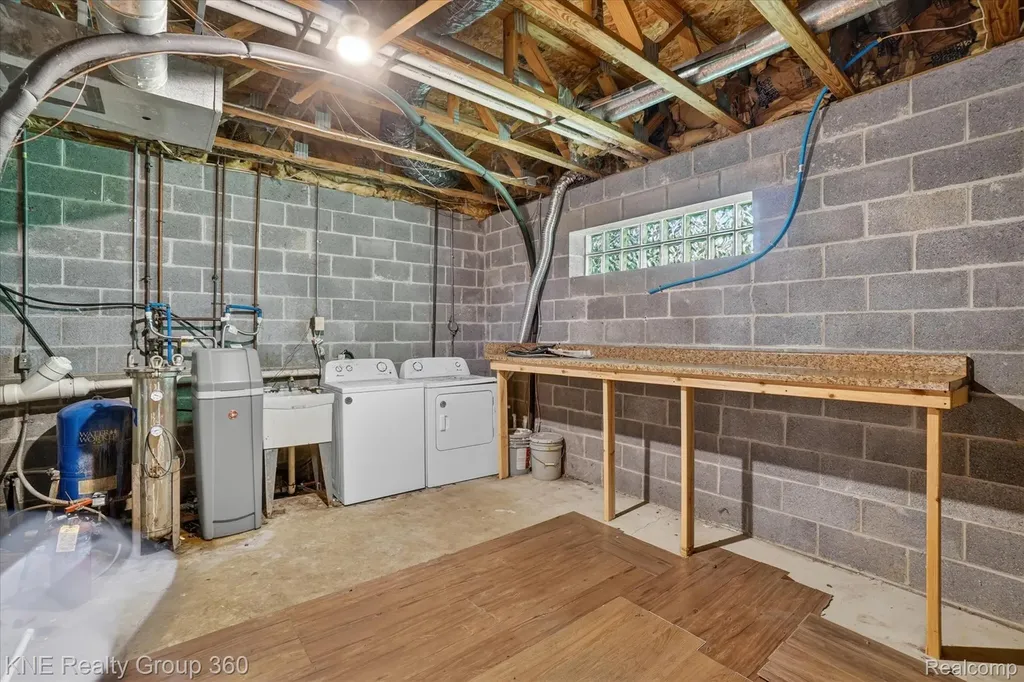 751 Maury Place Genoa Township MI 48843