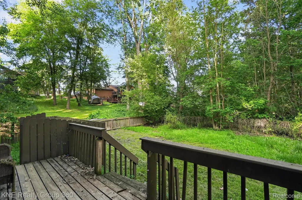 751 Maury Place Genoa Township MI 48843