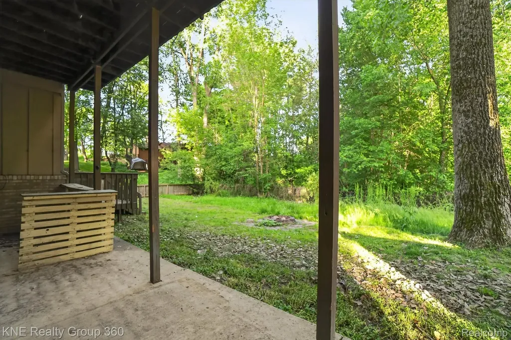 751 Maury Place Genoa Township MI 48843