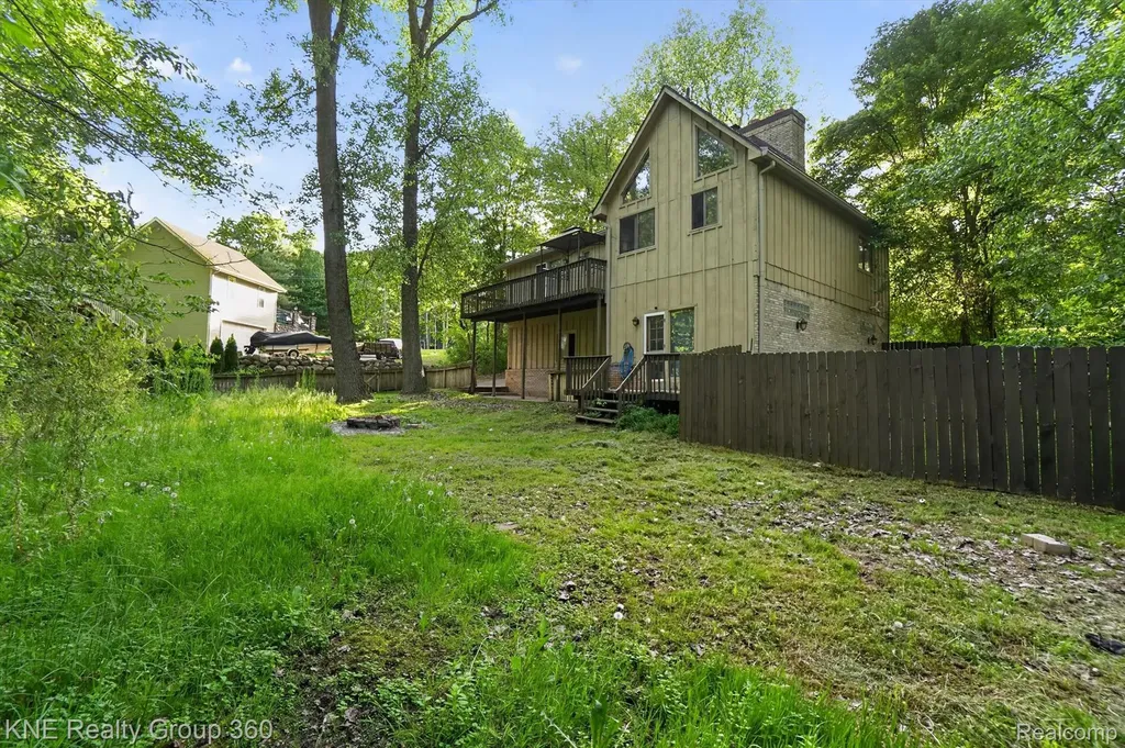751 Maury Place Genoa Township MI 48843