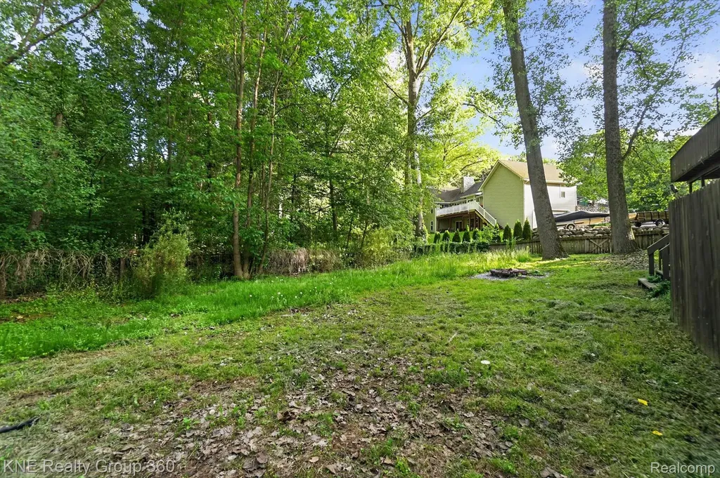 751 Maury Place Genoa Township MI 48843