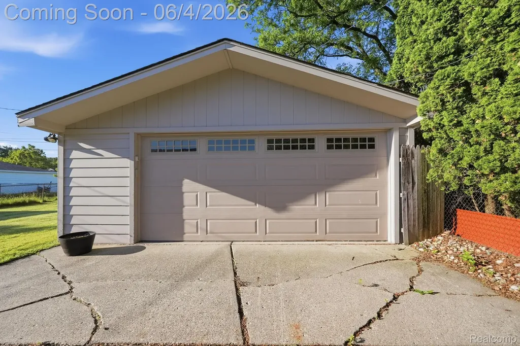 28531 Sunnydale Street Livonia City MI 48154