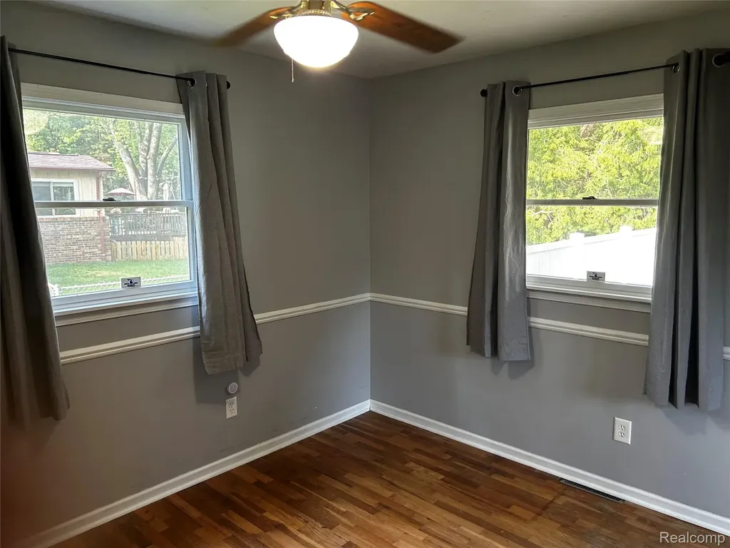 5440 Deland Road Flushing Charter Township MI 48433
