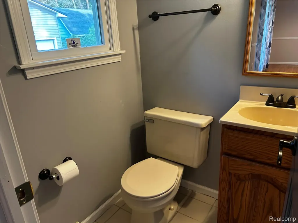 5440 Deland Road Flushing Charter Township MI 48433