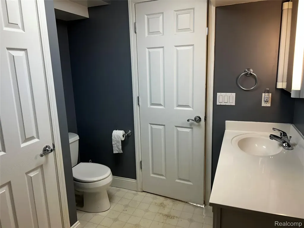 5440 Deland Road Flushing Charter Township MI 48433