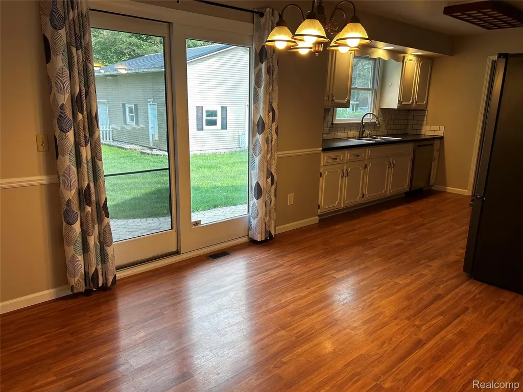 5440 Deland Road Flushing Charter Township MI 48433