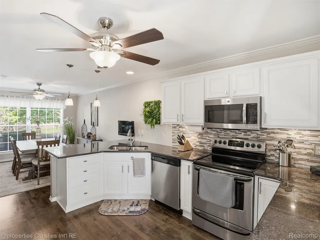 2769 Calloway Court Canton Charter Township MI 48188