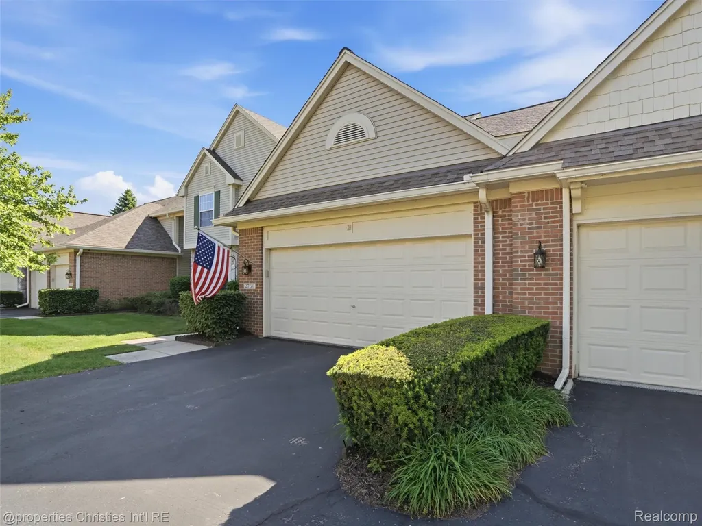 2769 Calloway Court Canton Charter Township MI 48188