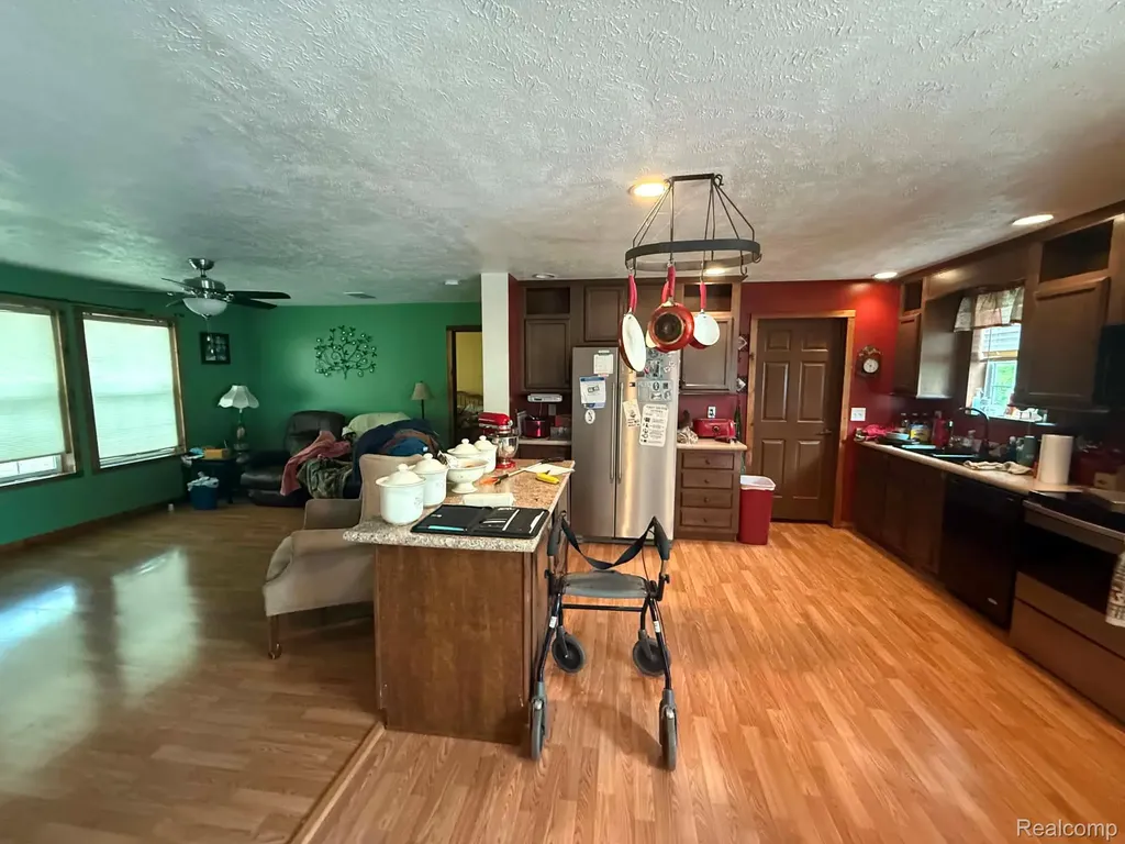 5994 N Lake Sanford Road Edenville Township MI 48657