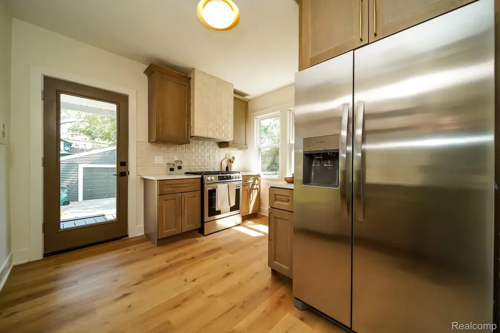 441 Silman Street Ferndale City MI 48220