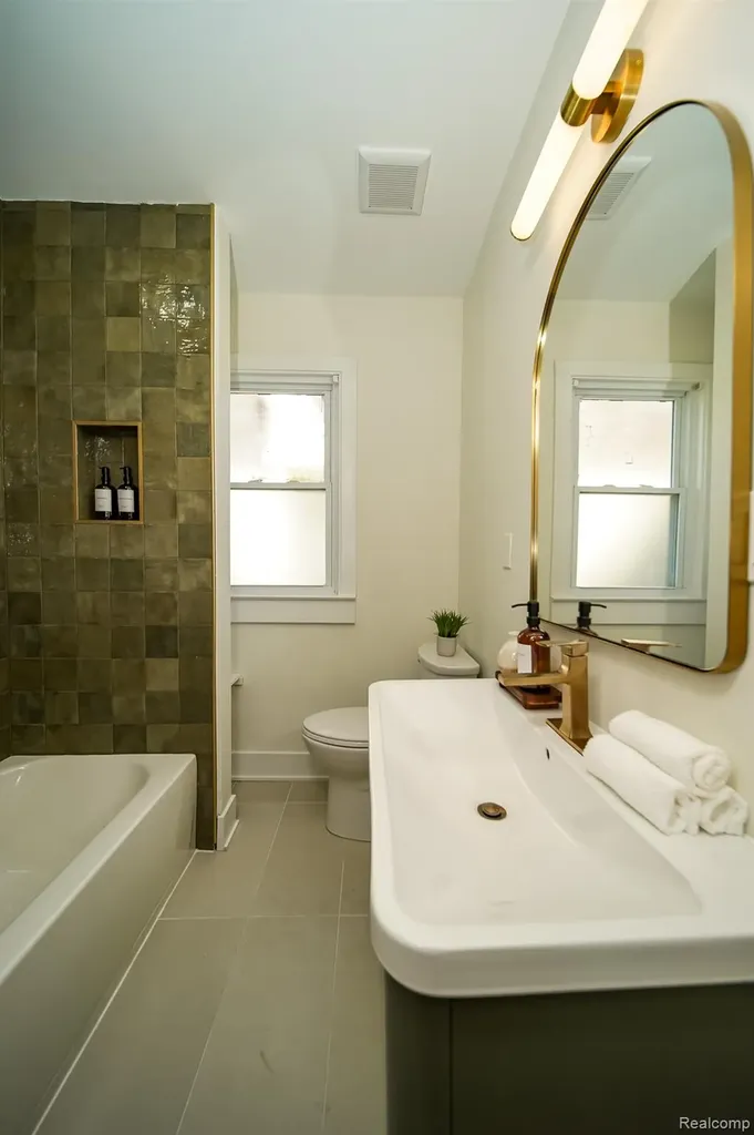 441 Silman Street Ferndale City MI 48220
