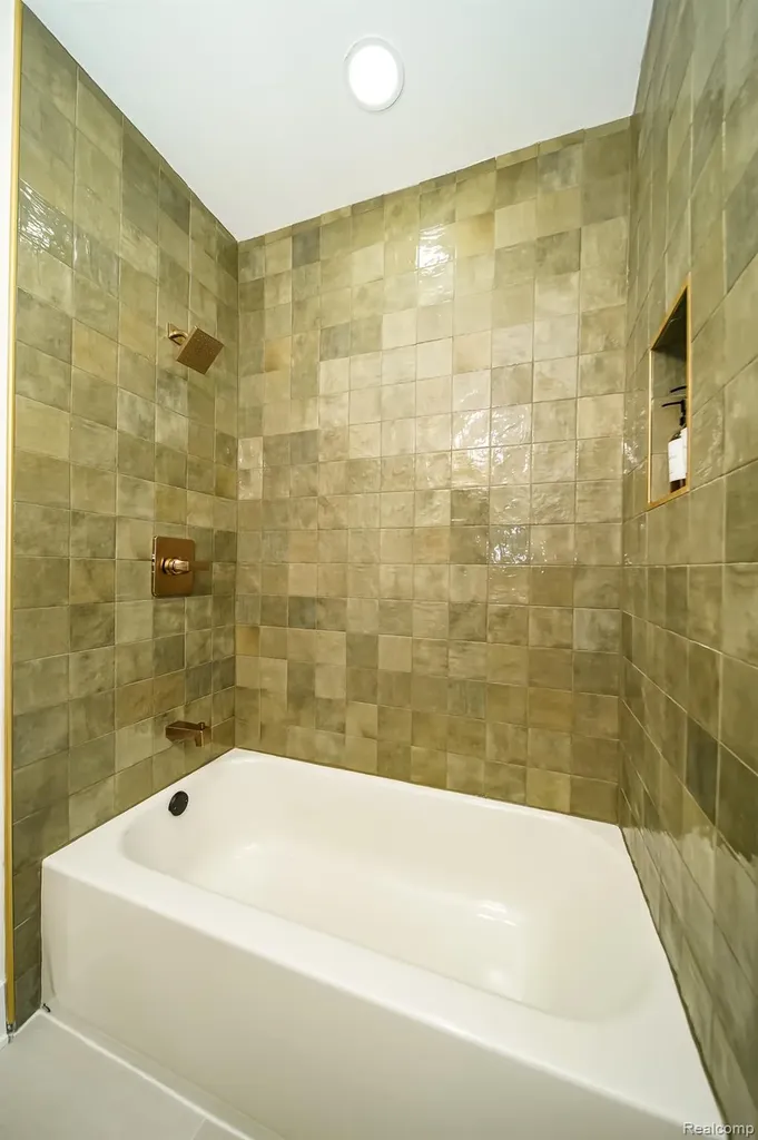 441 Silman Street Ferndale City MI 48220
