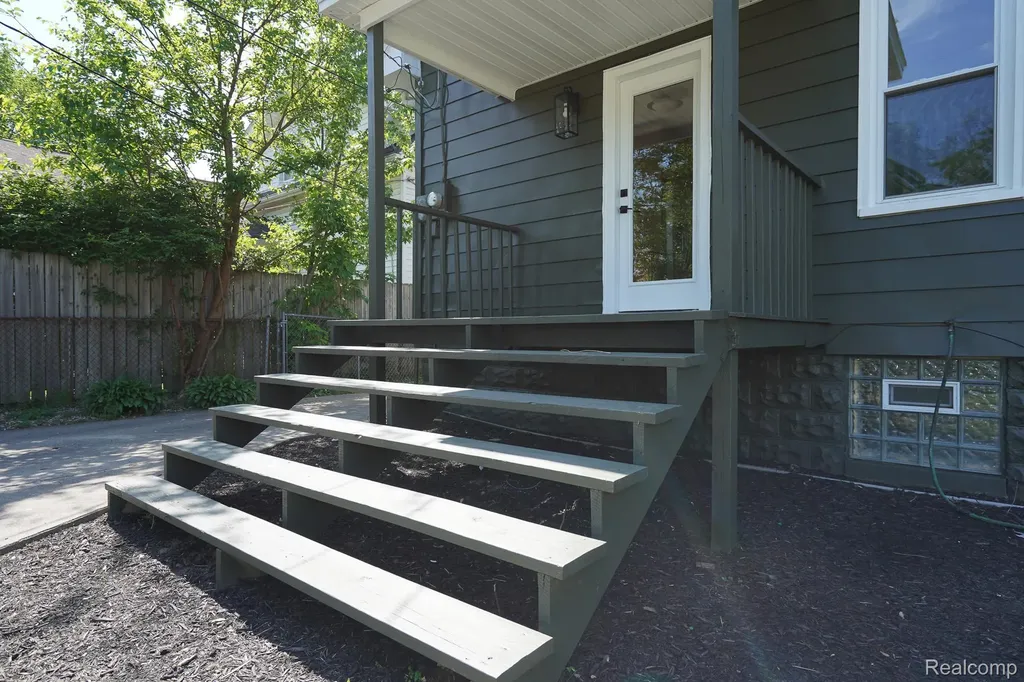 441 Silman Street Ferndale City MI 48220