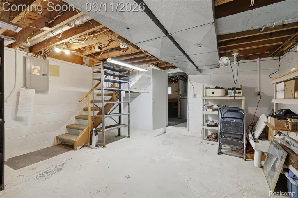 6880 Forestlawn Court Waterford Charter Township MI 48327