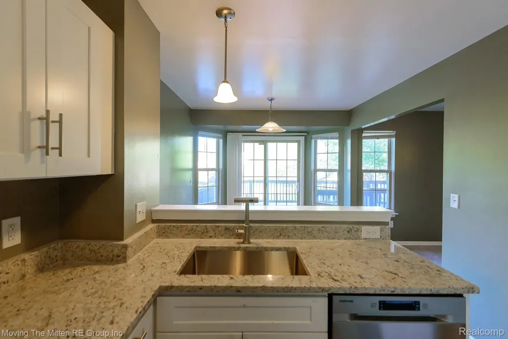 8691 Ironwood Drive Van Buren Charter Township MI 48111