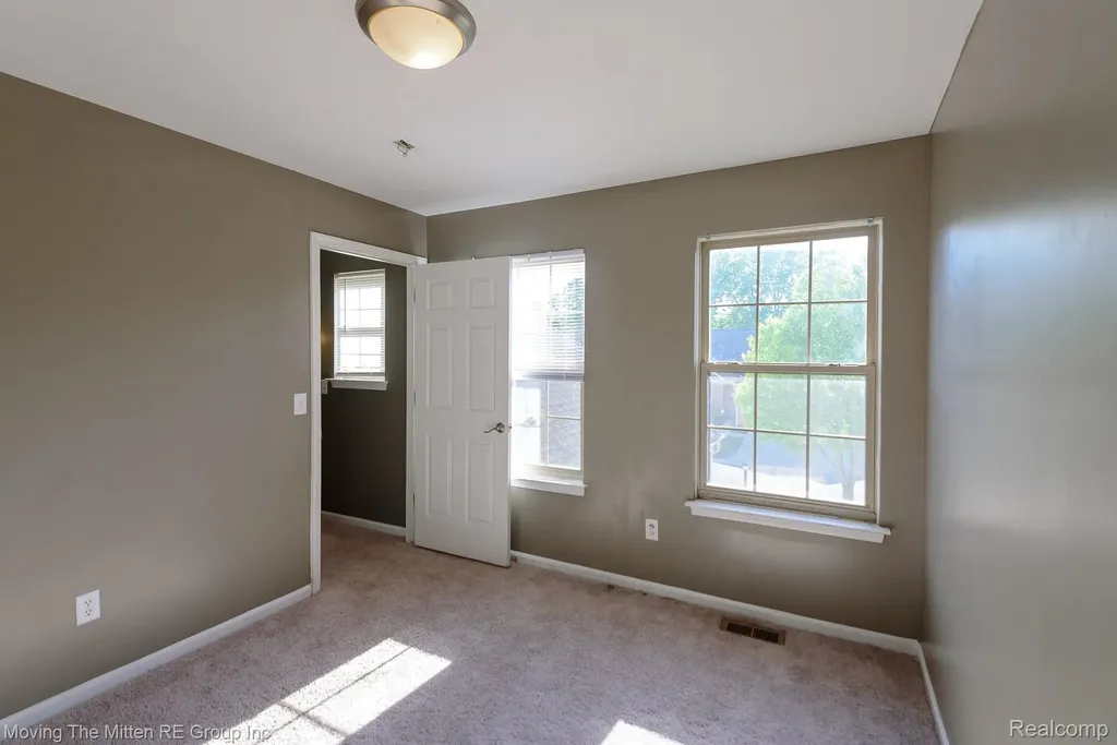 8691 Ironwood Drive Van Buren Charter Township MI 48111
