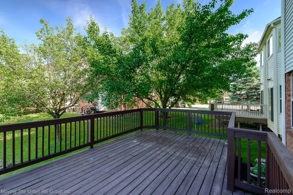 8691 Ironwood Drive Van Buren Charter Township MI 48111