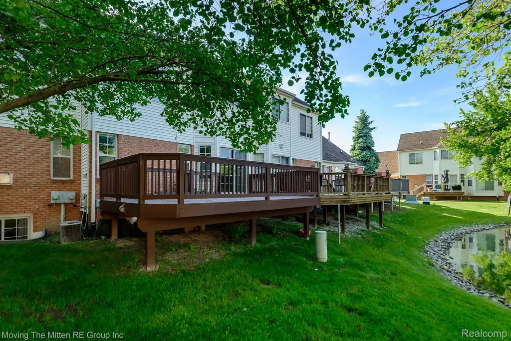 8691 Ironwood Drive Van Buren Charter Township MI 48111