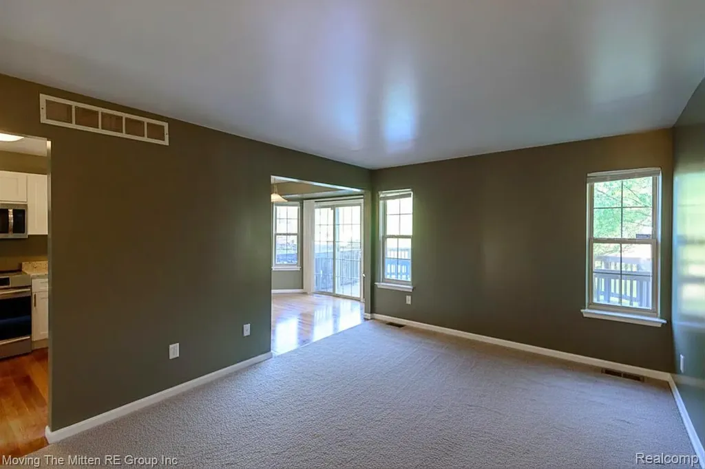 8691 Ironwood Drive Van Buren Charter Township MI 48111