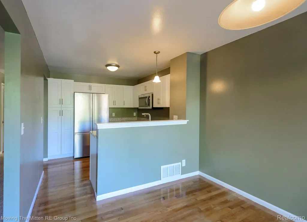 8691 Ironwood Drive Van Buren Charter Township MI 48111