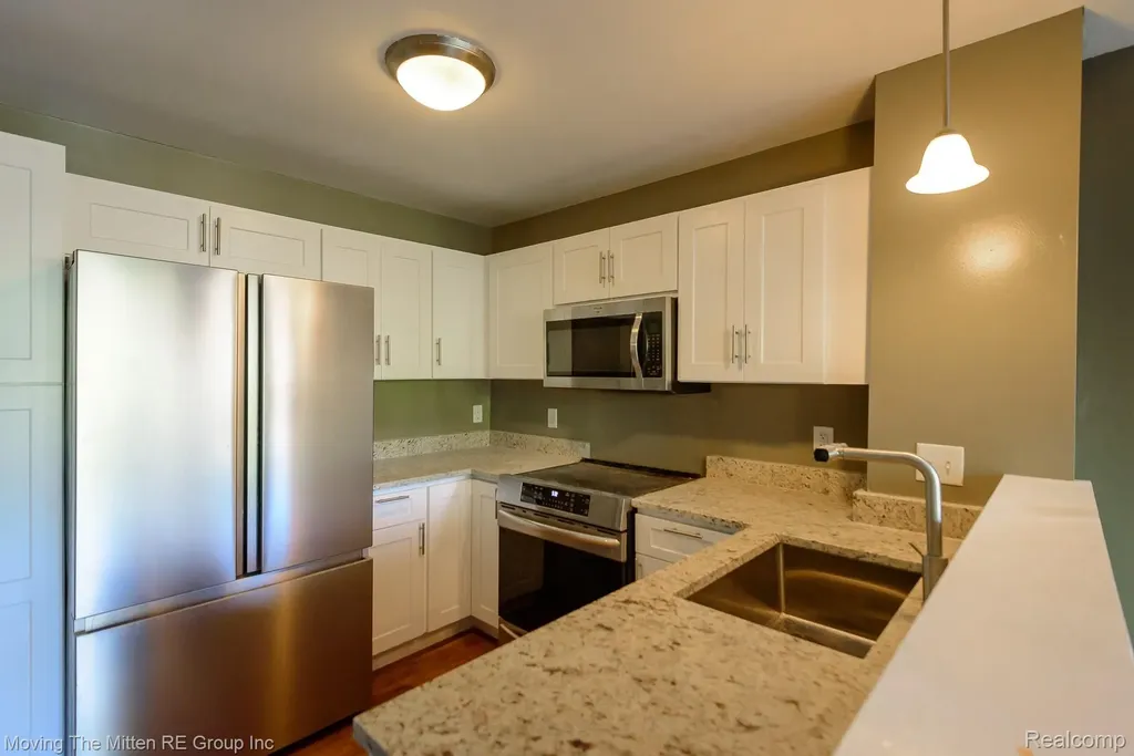 8691 Ironwood Drive Van Buren Charter Township MI 48111