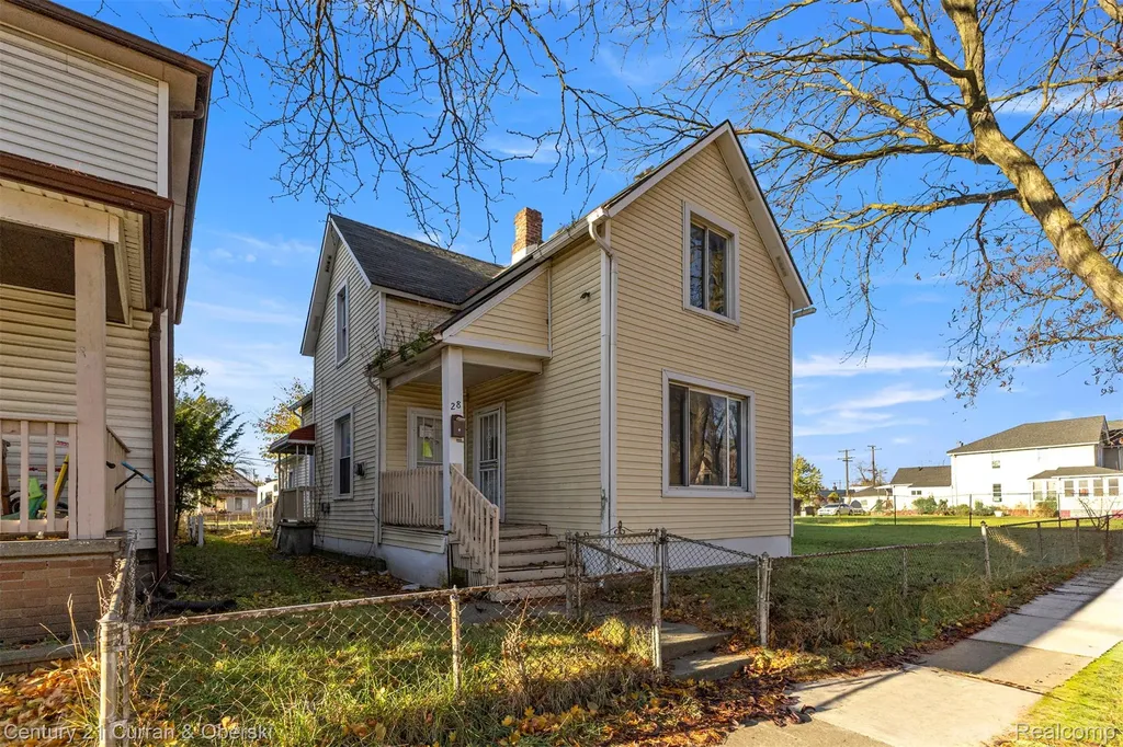 28 E James Street River Rouge City MI 48218