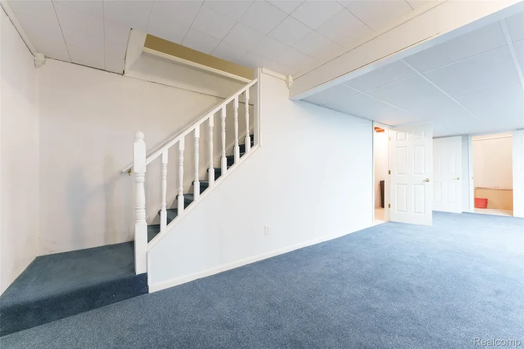 159 Addison Circle Fowlerville Village MI 48836