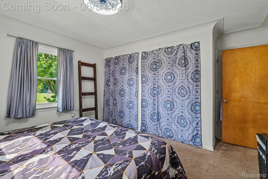 1198 W Rowland Street Mundy Township MI 48507