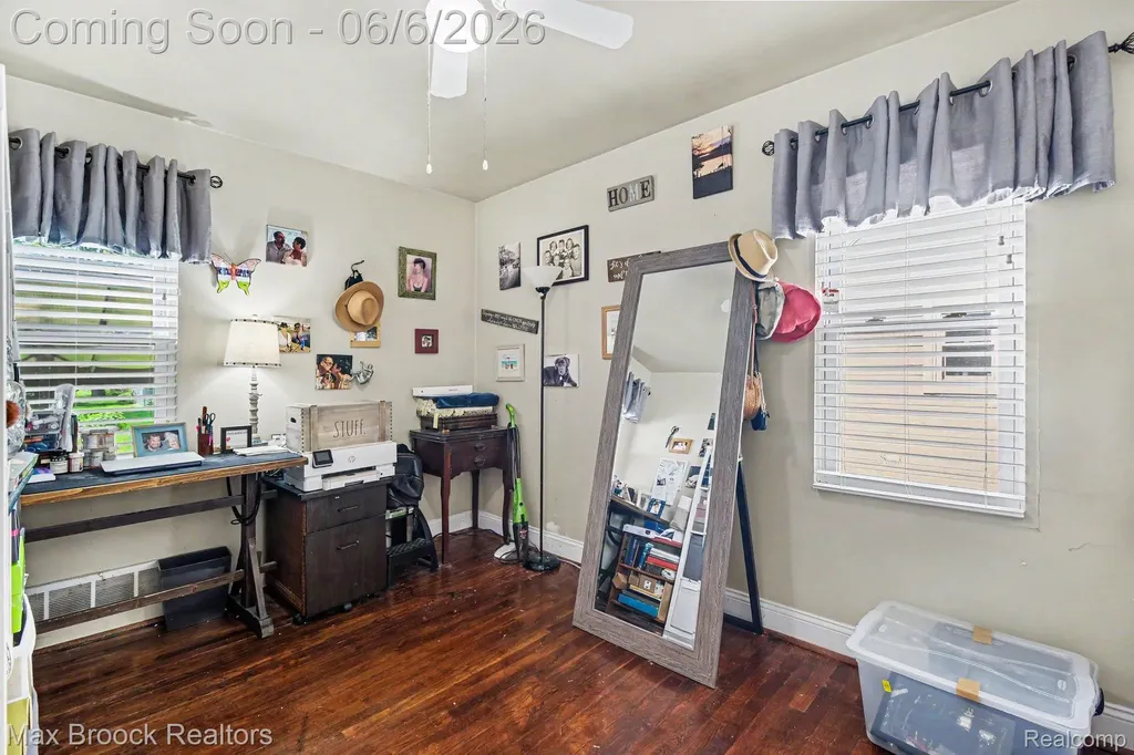 1022 Whitcomb Avenue Royal Oak City MI 48073