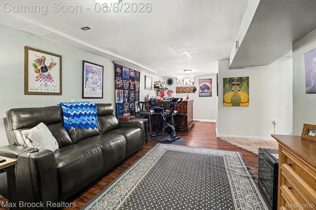 1022 Whitcomb Avenue Royal Oak City MI 48073