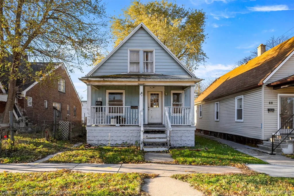 62 E Cicotte Street River Rouge City MI 48218